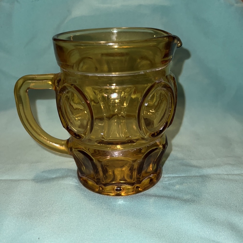 Vintage Wheaton Glass Bullseye Amber creamer glass 3 5/8 - Picture 3 of 5